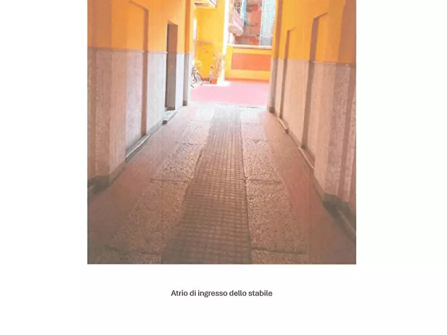 Immagine 3 di Appartamento in vendita  12 a Milano