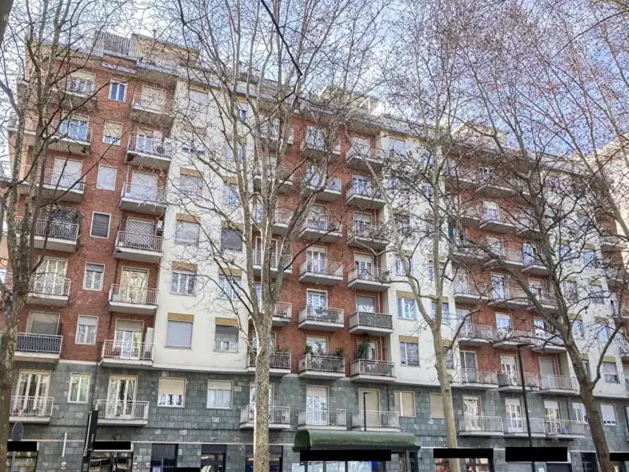 Immagine 2 di Appartamento in vendita  100 a Torino