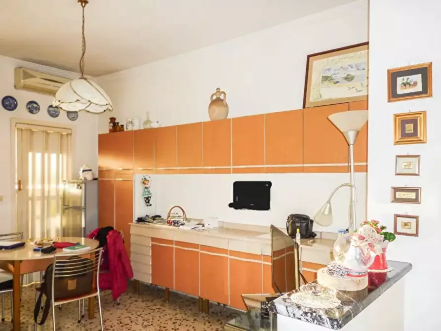 Immagine 4 di Appartamento in vendita  100 a Torino