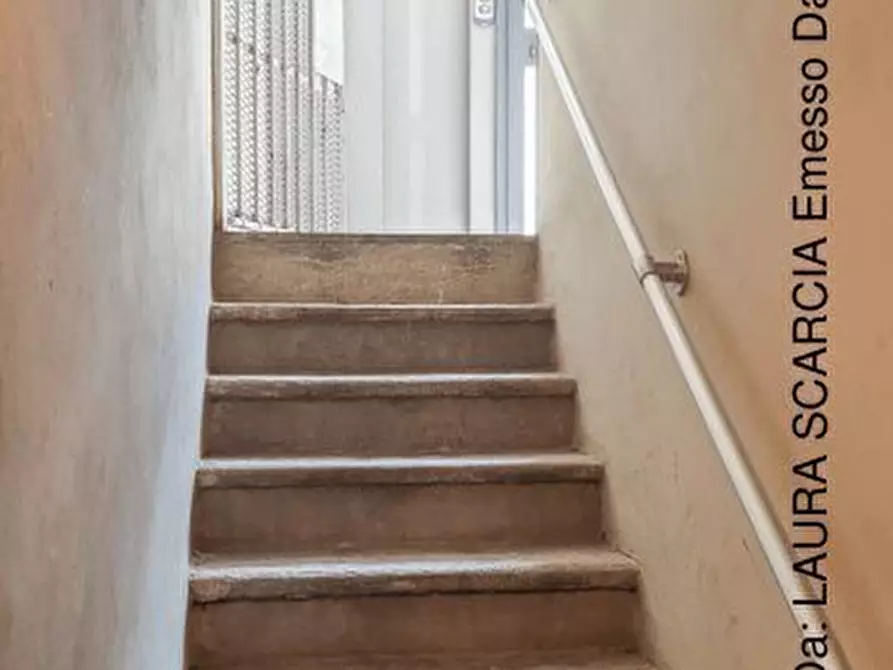 Immagine 10 di Appartamento in vendita  16 a Torino