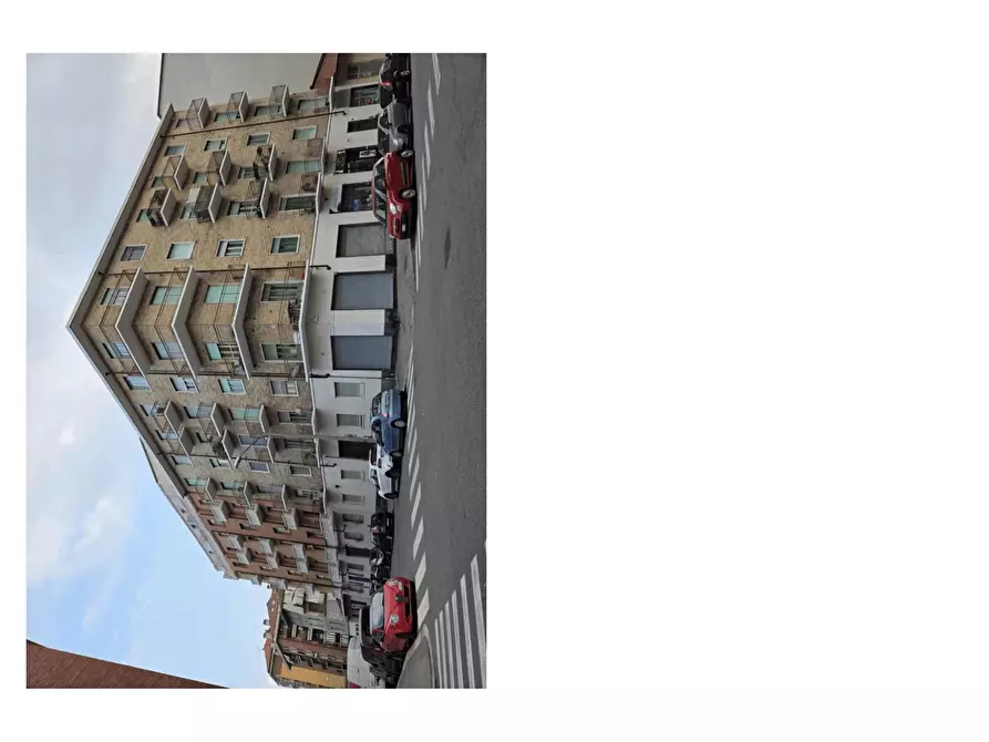 Immagine 2 di Appartamento in vendita  17 a Torino