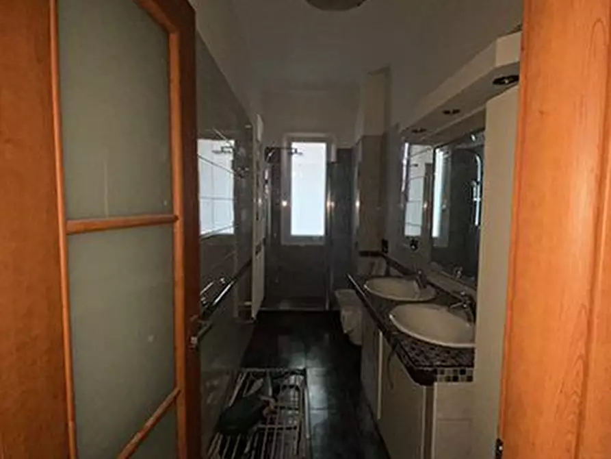 Immagine 10 di Appartamento in vendita  228 a Torino