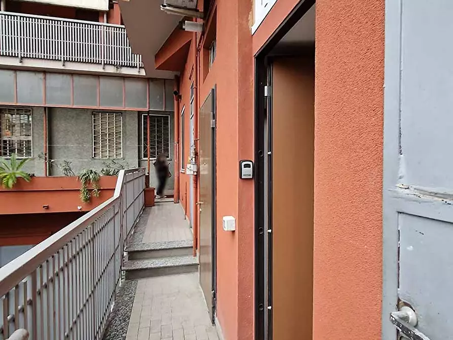 Immagine 5 di Appartamento in vendita  29 a Milano