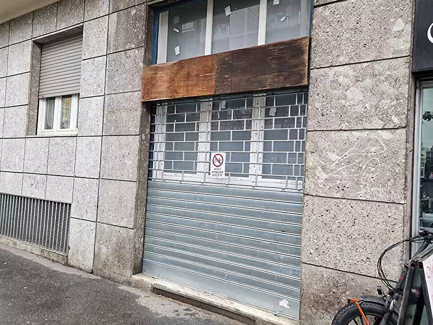 Immagine 3 di Appartamento in vendita  29 a Milano