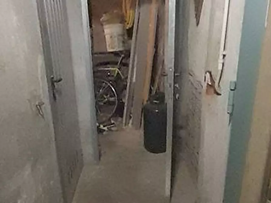 Immagine 10 di Appartamento in vendita  33 a Torino