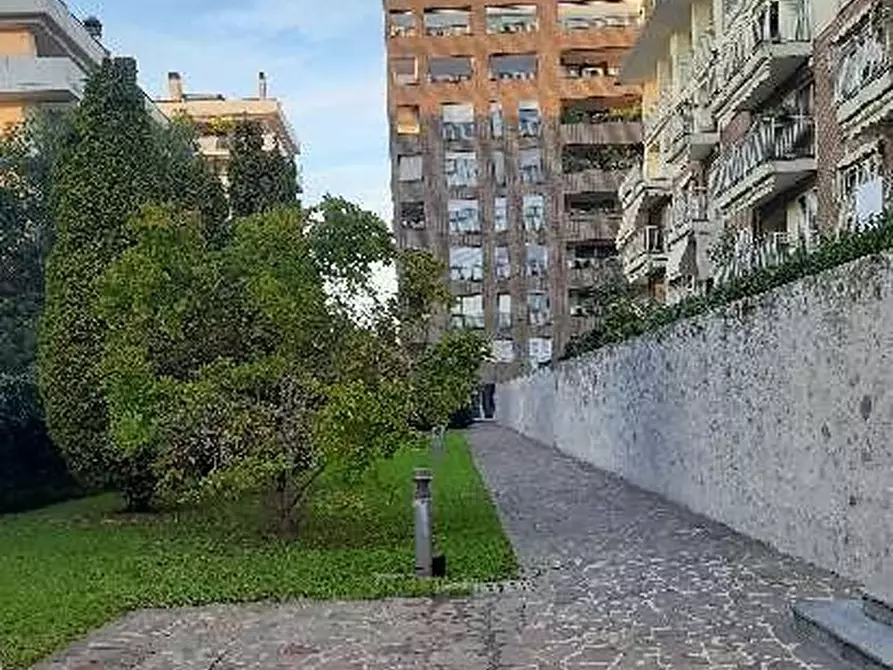 Immagine 9 di Appartamento in vendita  55 a Milano