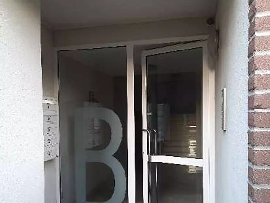 Immagine 10 di Appartamento in vendita  55 a Milano
