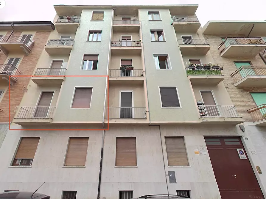 Immagine 2 di Appartamento in vendita  40 a Torino