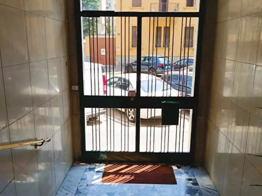 Immagine 5 di Appartamento in vendita  25 a Milano