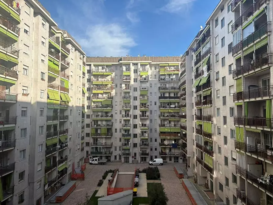 Immagine 3 di Appartamento in vendita  20 a Torino