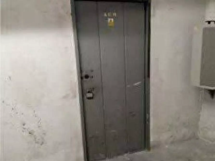 Immagine 10 di Appartamento in vendita  15 a Torino