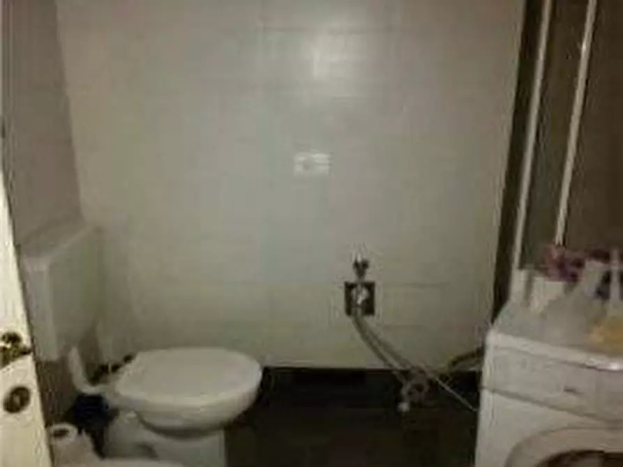 Immagine 9 di Appartamento in vendita  15 a Torino