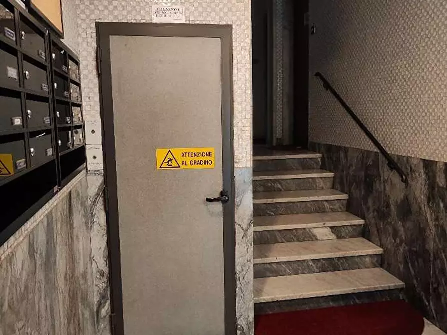 Immagine 10 di Appartamento in vendita  36 a Milano