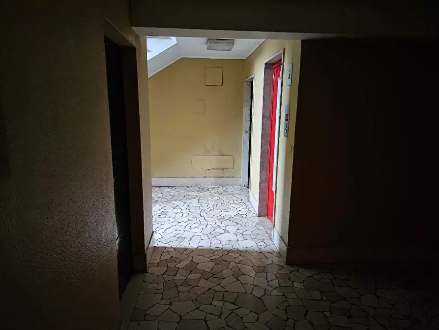 Immagine 7 di Appartamento in vendita  31 a Milano