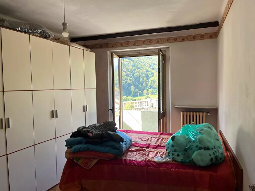 Immagine 5 di Appartamento in vendita  6 a Perosa Argentina