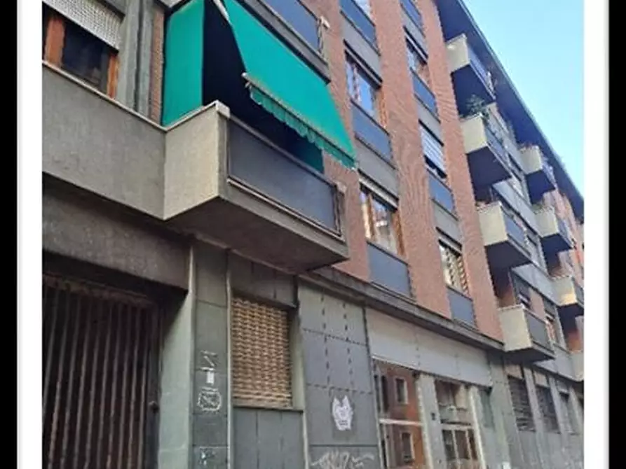 Immagine 2 di Appartamento in vendita  12 a Torino