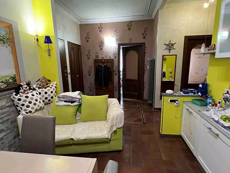 Immagine 5 di Appartamento in vendita  8 a Torino