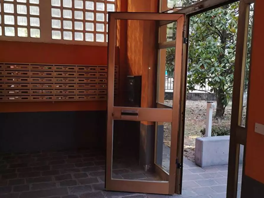 Immagine 5 di Appartamento in vendita  2 a Milano