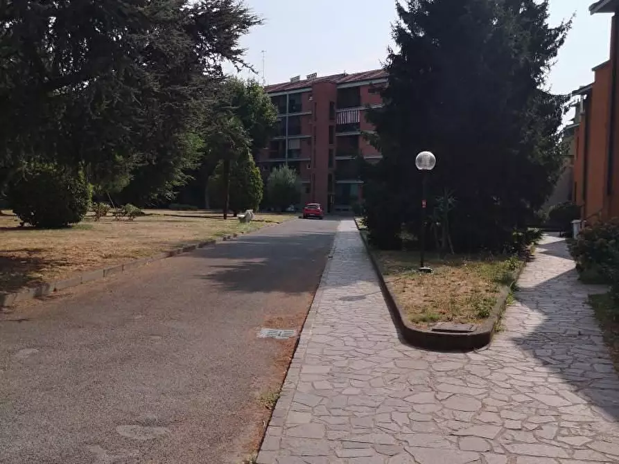 Immagine 7 di Appartamento in vendita  2 a Milano