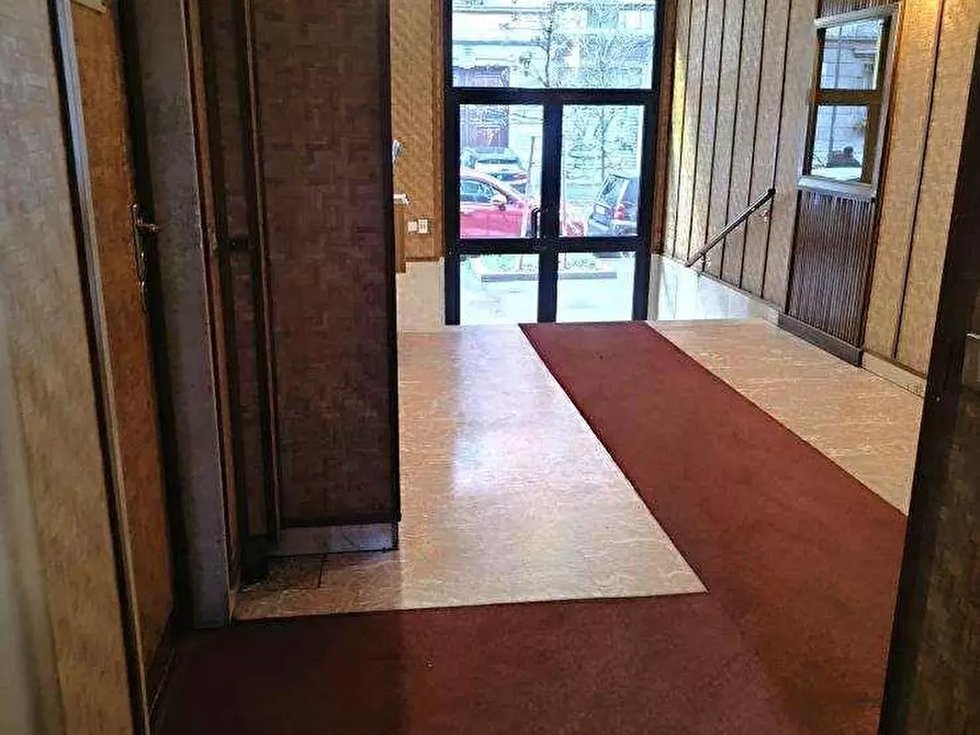 Immagine 7 di Appartamento in vendita  10 a Milano