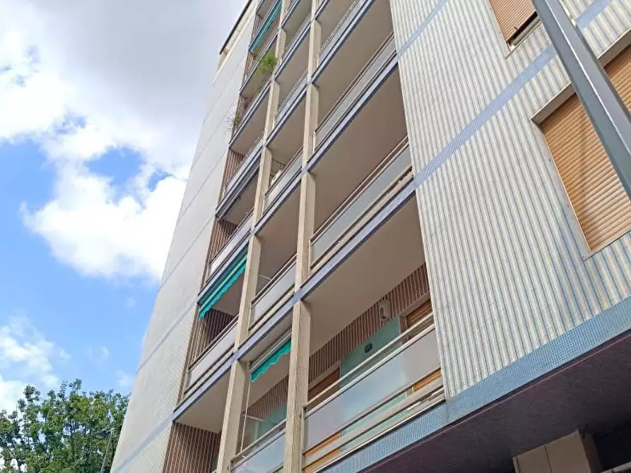 Immagine 3 di Appartamento in vendita  54 a Milano