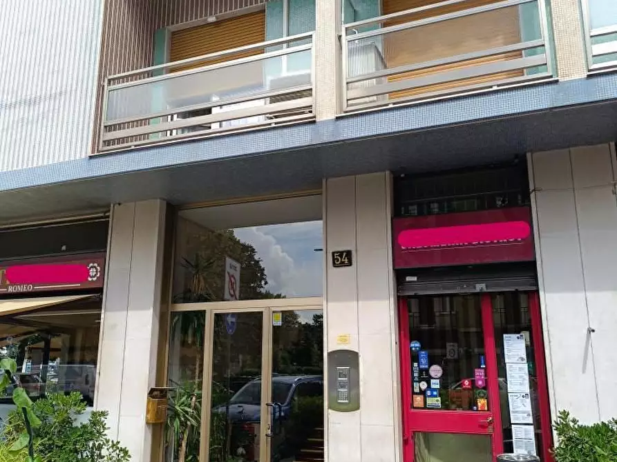 Immagine 4 di Appartamento in vendita  54 a Milano