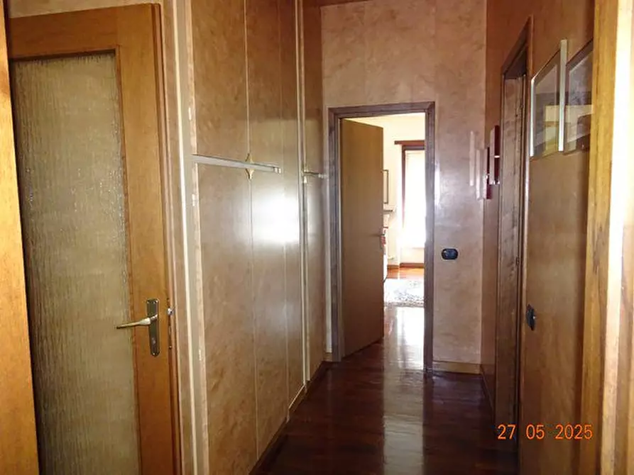 Immagine 4 di Appartamento in vendita  10 a Torino