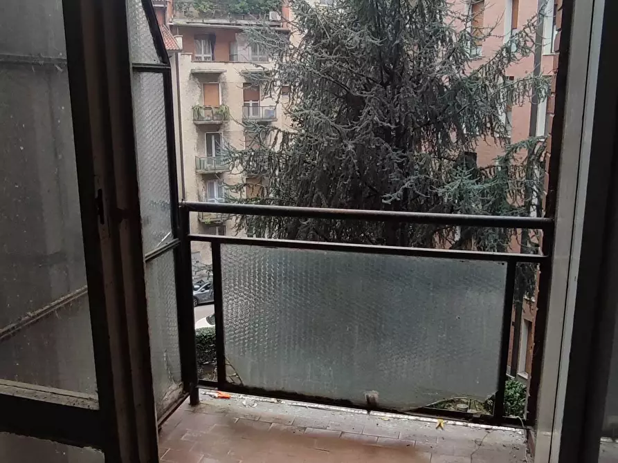 Immagine 5 di Appartamento in vendita  46 a Milano
