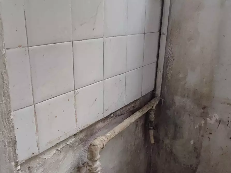Immagine 9 di Appartamento in vendita  46 a Milano