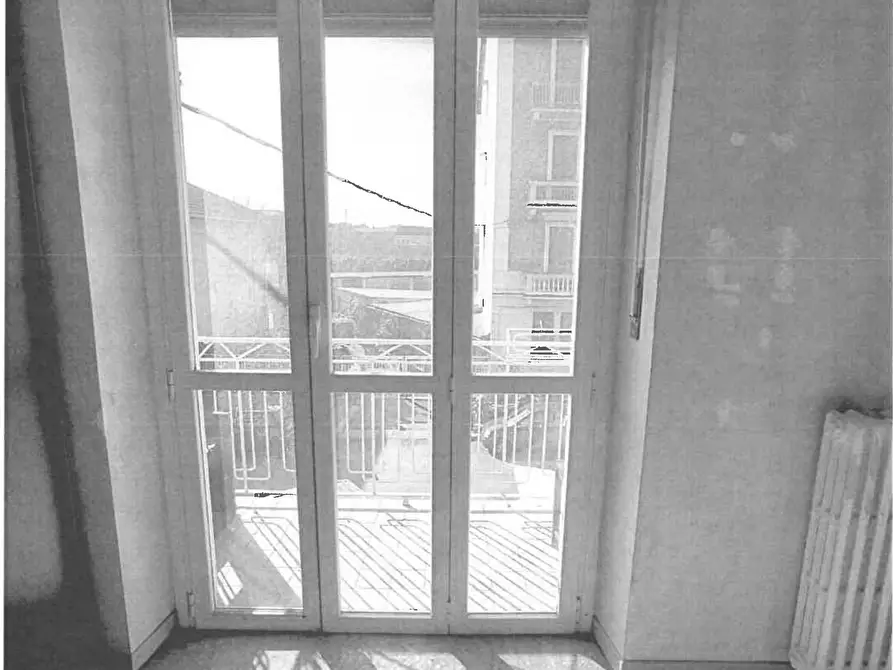 Immagine 5 di Appartamento in vendita  62 a Torino
