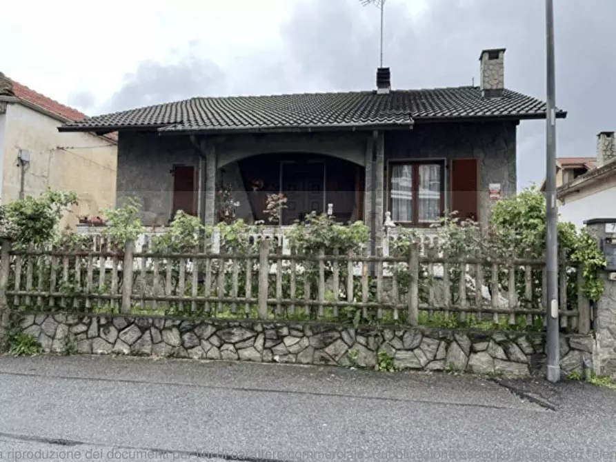 Immagine 3 di Villa in vendita  7 a Beinasco