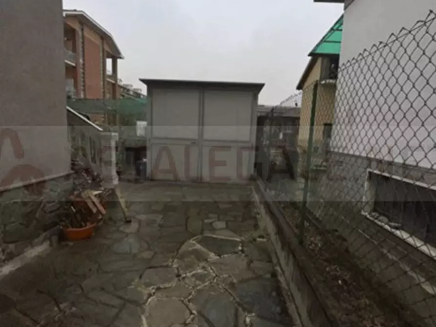 Immagine 6 di Villa in vendita  7 a Beinasco