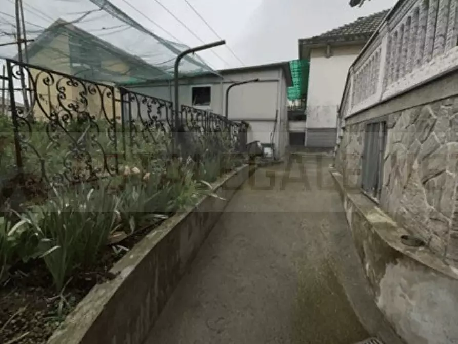 Immagine 7 di Villa in vendita  7 a Beinasco