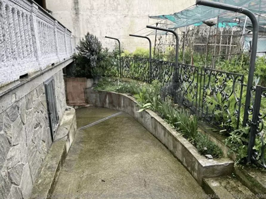 Immagine 9 di Villa in vendita  7 a Beinasco