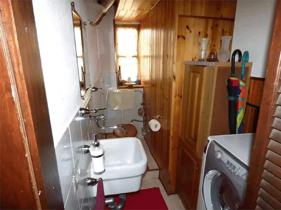 Immagine 7 di Casa semindipendente in vendita  20 a Giaveno