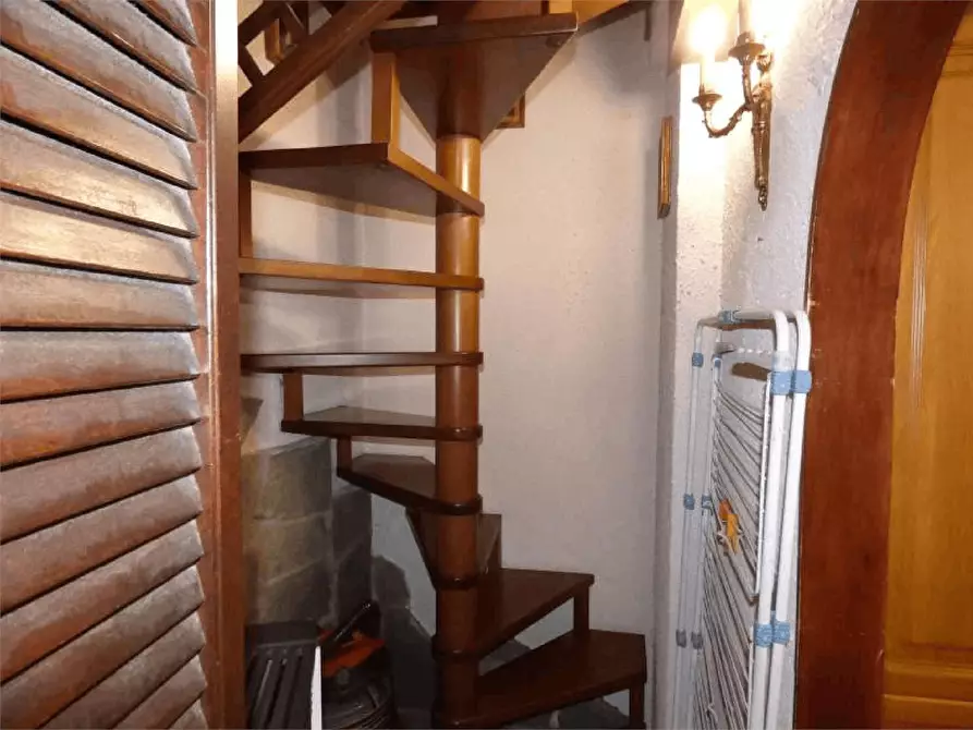 Immagine 10 di Casa semindipendente in vendita  20 a Giaveno