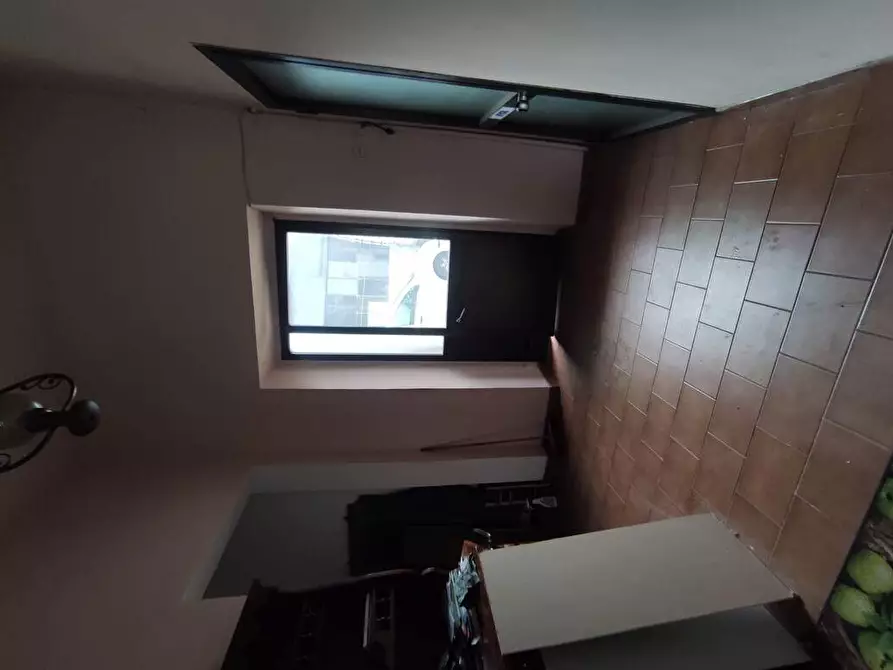 Immagine 6 di Negozio in vendita  283 a Torino
