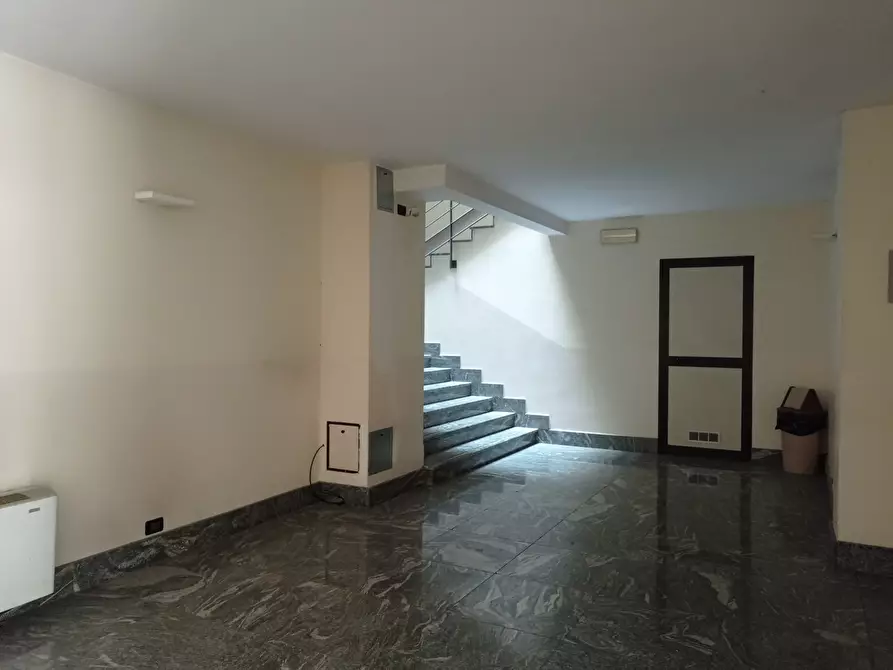Immagine 6 di Negozio in vendita  152 a Torino