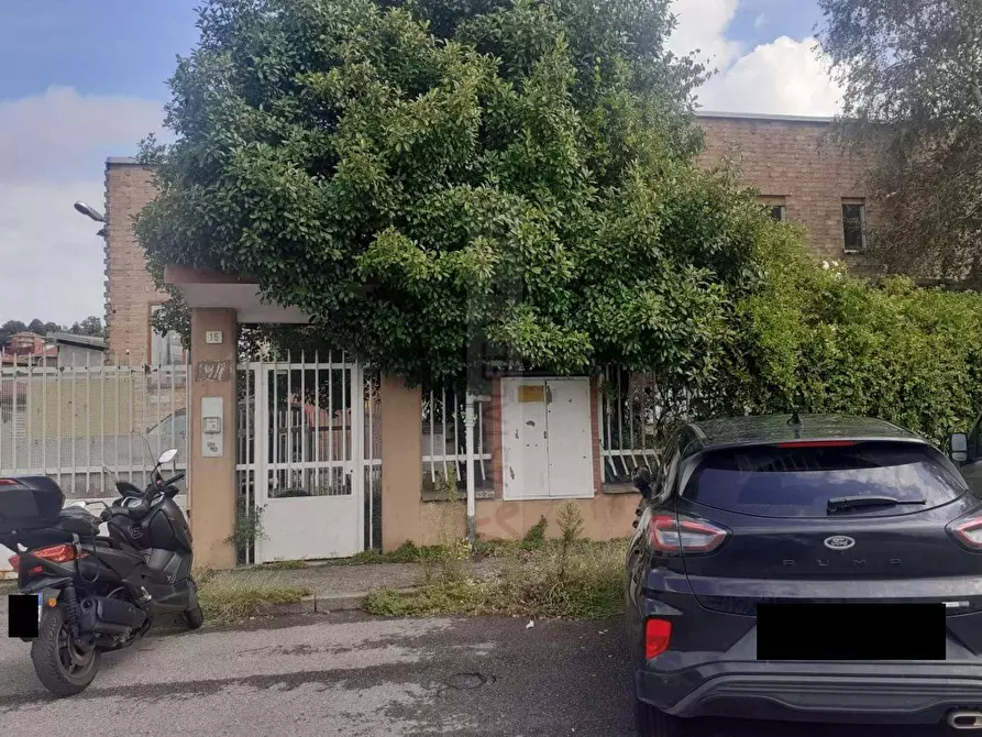 Immagine 3 di Negozio in vendita  15 a Moncalieri