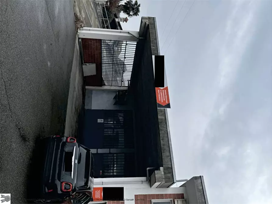 Immagine 8 di Negozio in vendita  26 a Caselle Torinese