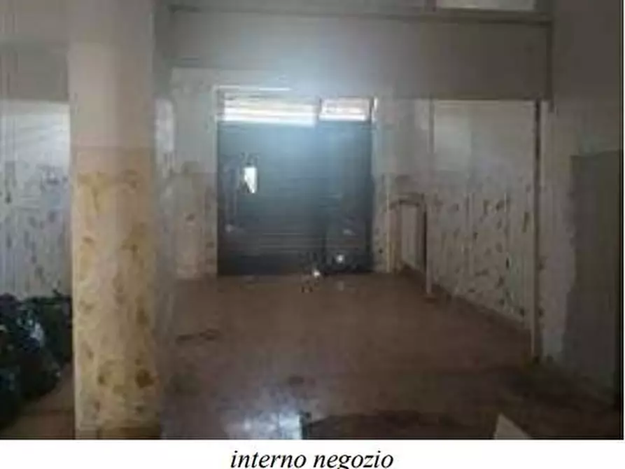 Immagine 5 di Negozio in vendita  30 a Rivoli