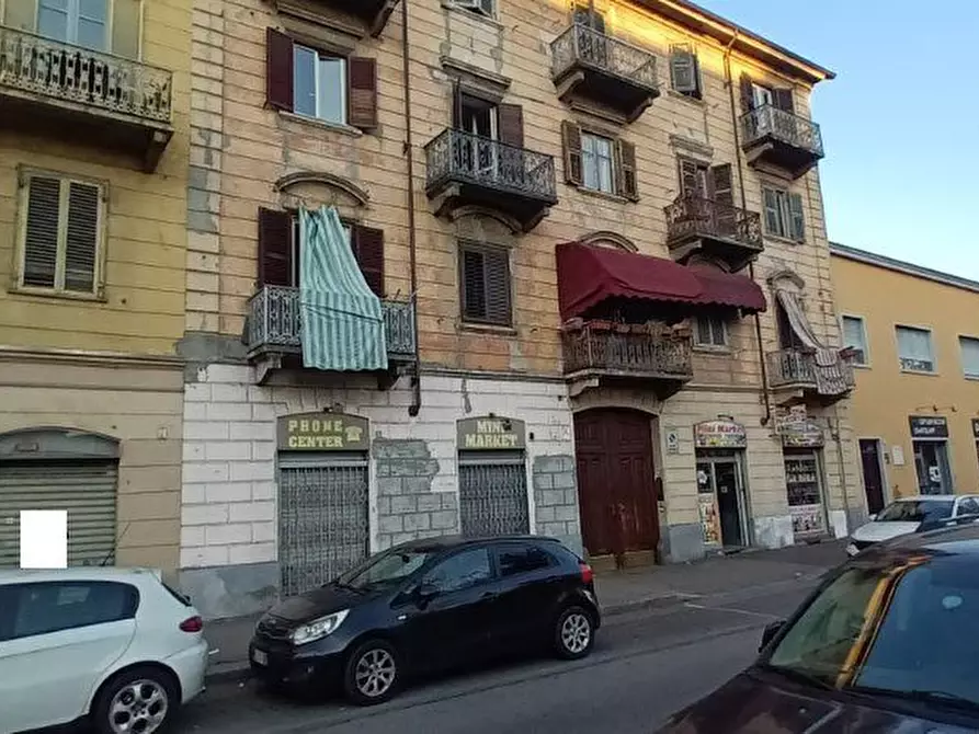Immagine 3 di Negozio in vendita  50 a Torino
