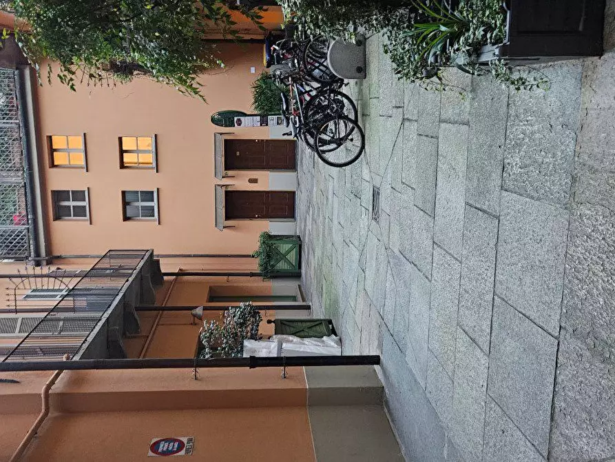 Immagine 3 di Negozio in vendita  7 a Torino