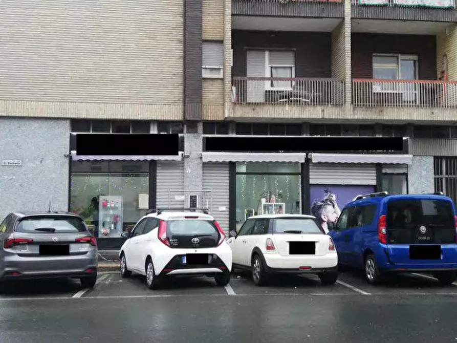 Immagine 2 di Negozio in vendita  27 a Torino