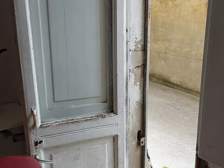 Immagine 8 di Negozio in vendita  86 a Torino