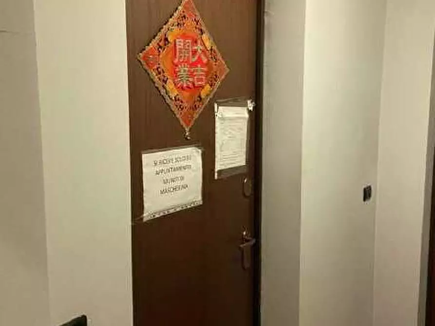 Immagine 5 di Ufficio in vendita  1 a Milano