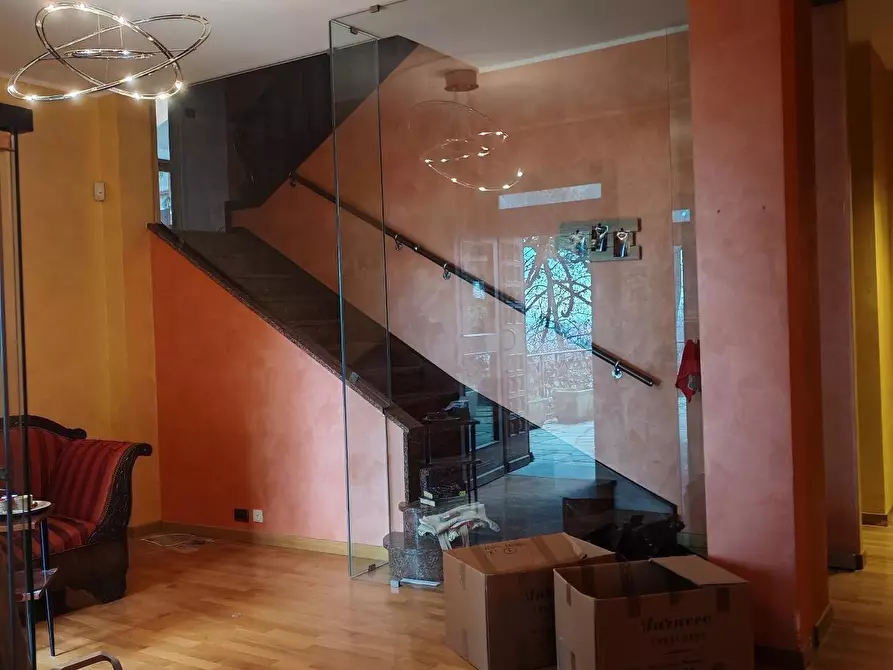 Immagine 10 di Villa in vendita  13 a Moncalieri