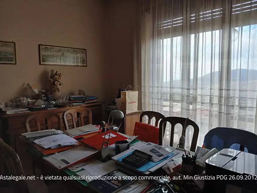 Immagine 5 di Appartamento in vendita  snc a Cuorgnè