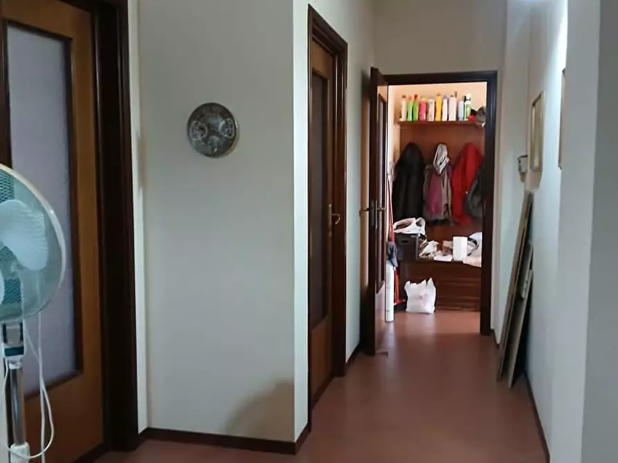 Immagine 8 di Appartamento in vendita  snc a Cuorgnè