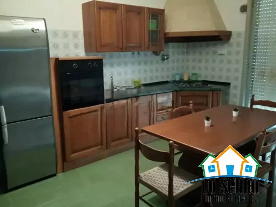 Immagine 5 di Appartamento in affitto  a Alcamo